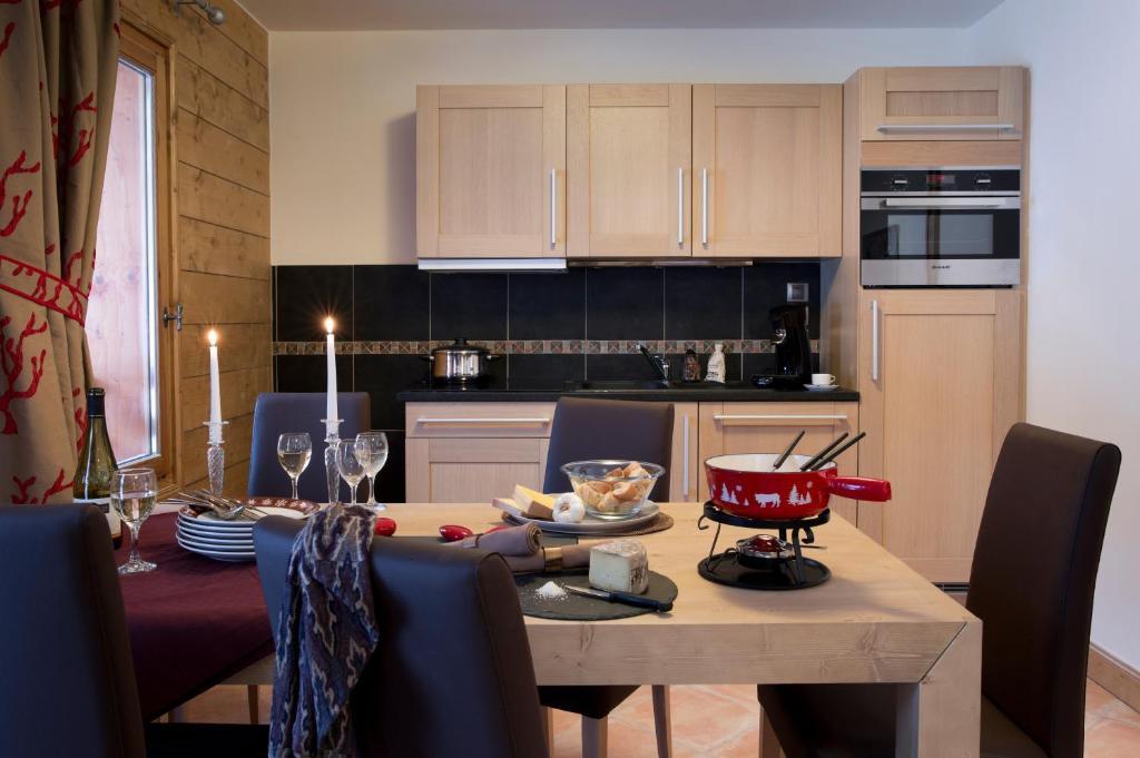 Cgh Residences & Spas Les Chalets D'Angele Châtel Værelse billede